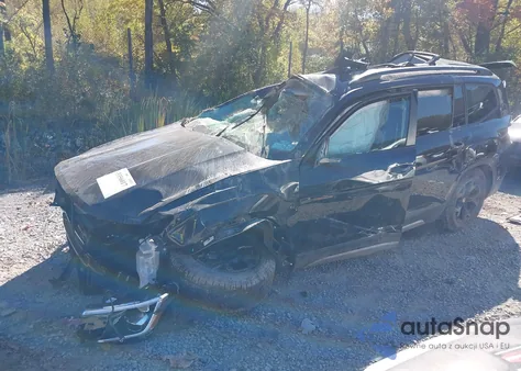 2024 Volkswagen Atlas 2.0T Peak Edition Se W/Technology from USA, damaged, VIN 1V2CR2CA6RC540188